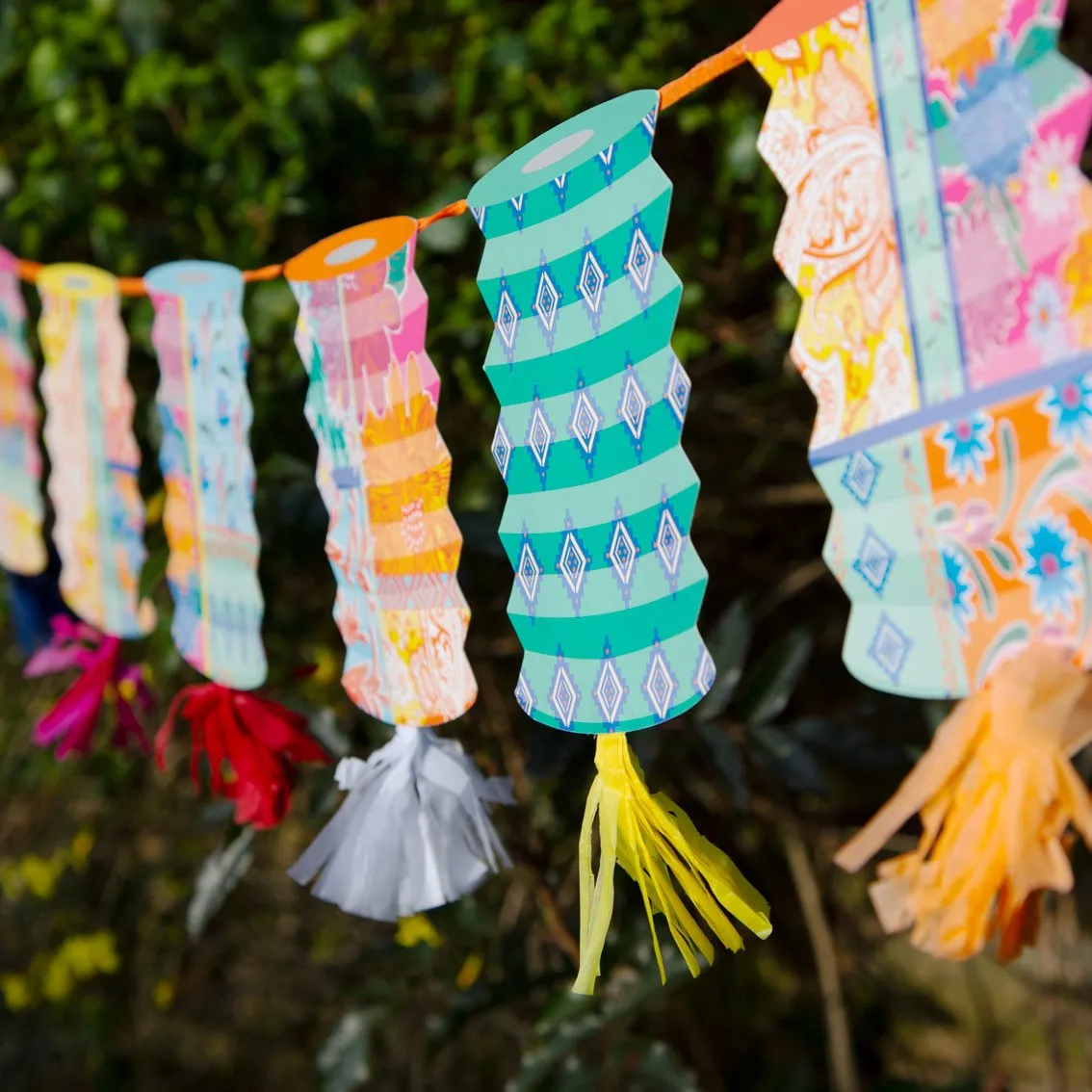 Boho Tassel Lantern Garland