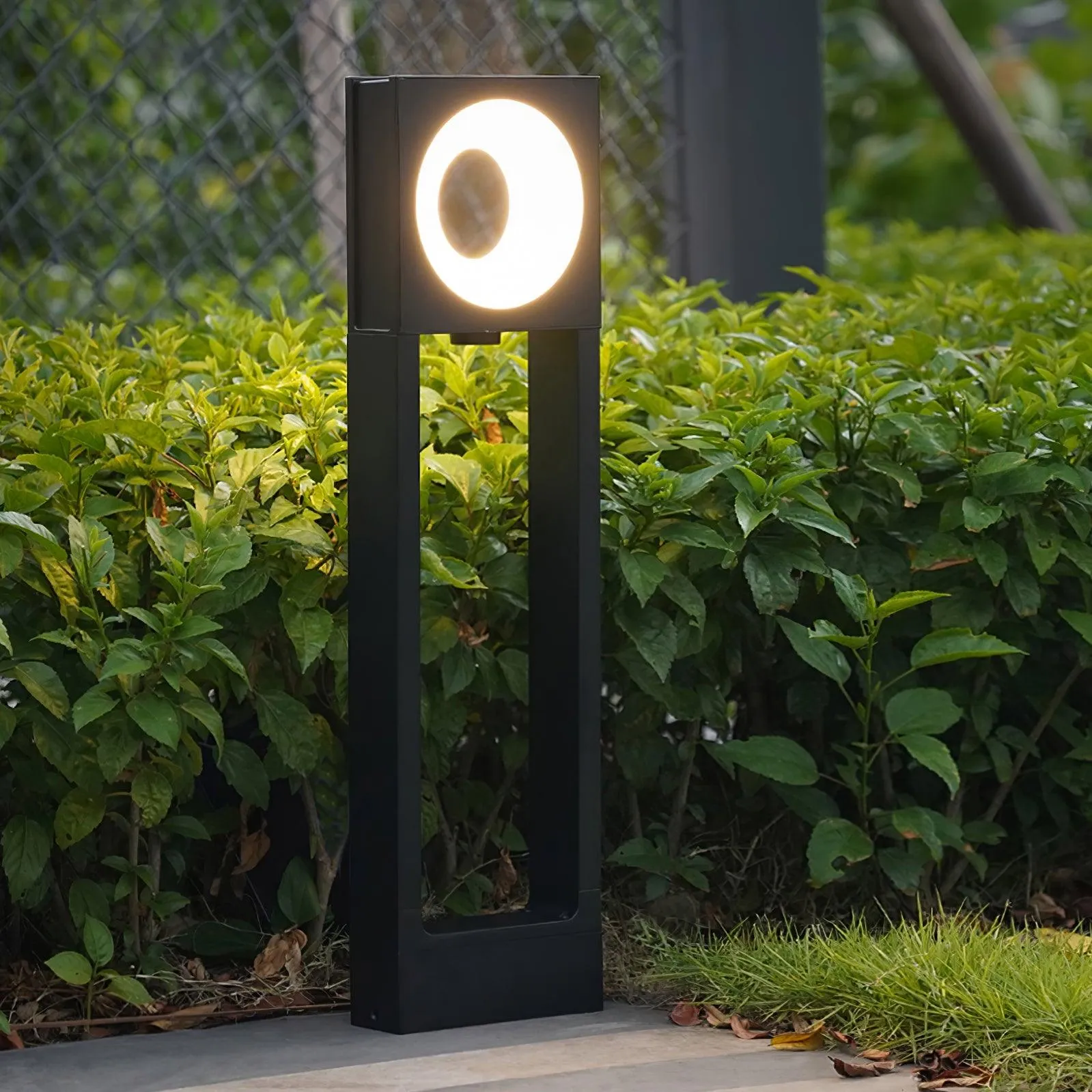 Molde Garden Outdoor Light