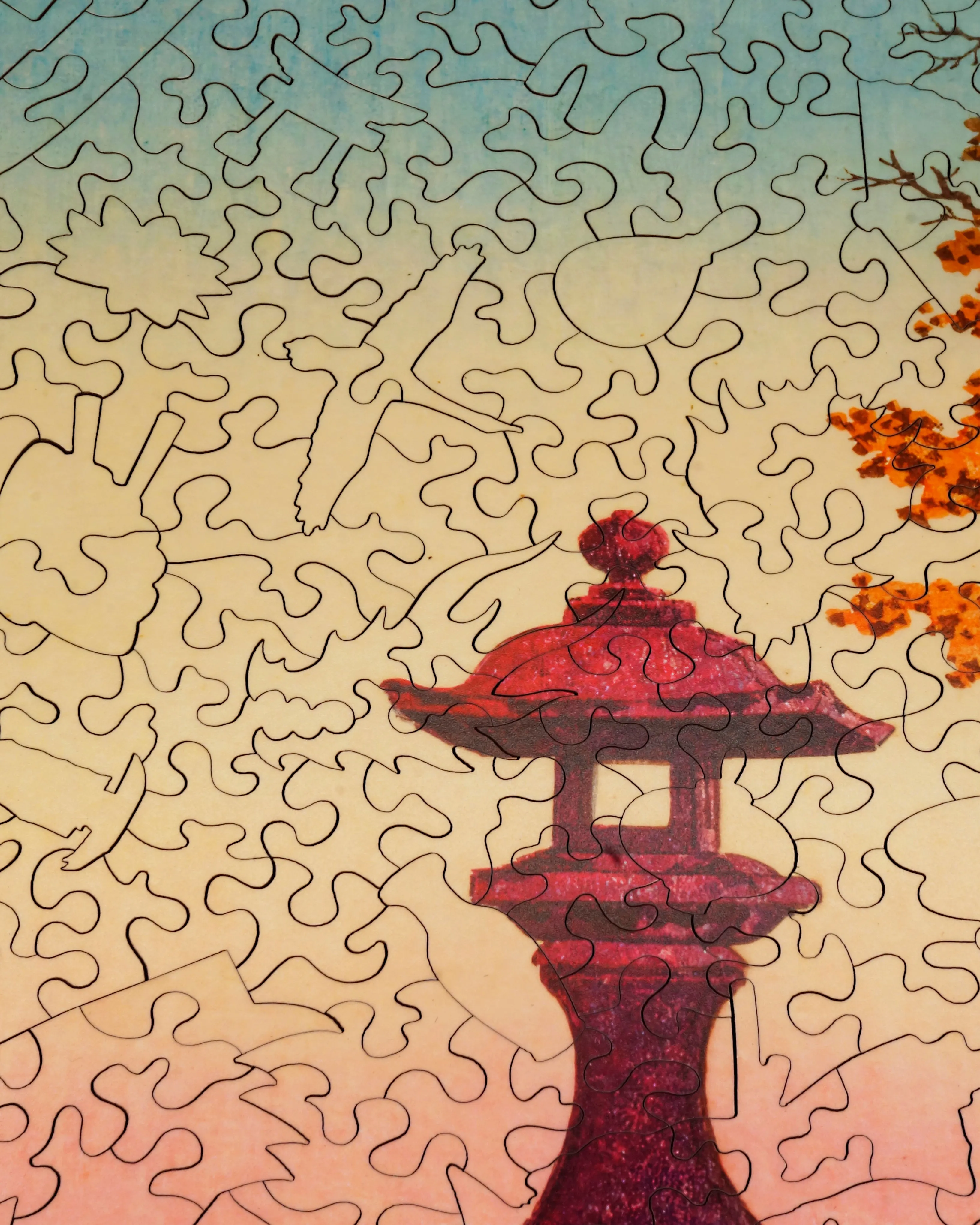 The Stone Lantern (475 Piece Wooden Jigsaw Puzzle)